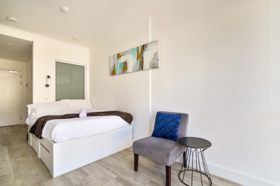 1 Bedroom Property for Sale in Woodstock Western Cape